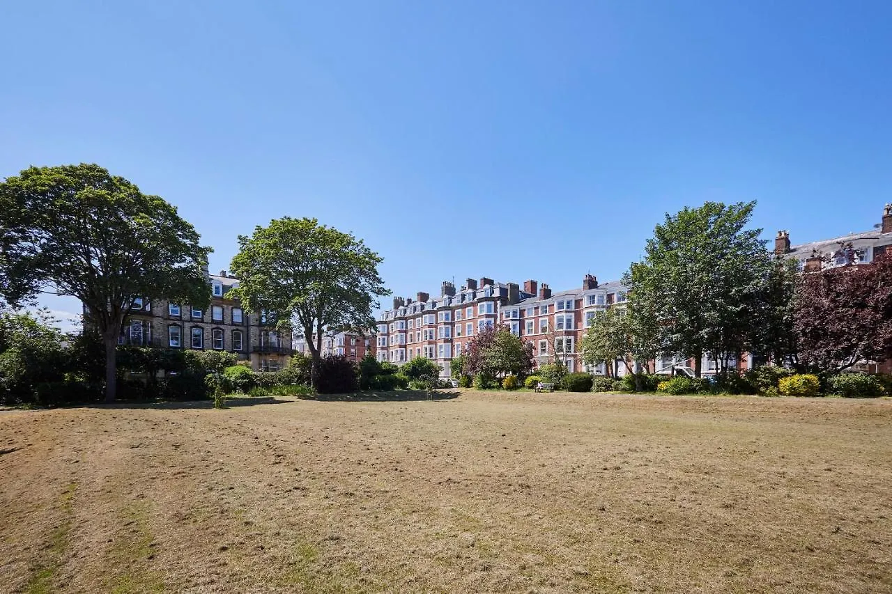 Host & Stay - Brooklands Timeless Scarborough Storbritannien